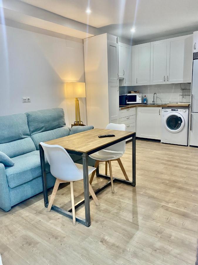 Estudio Califa Parking Free Kordoba Bagian luar foto