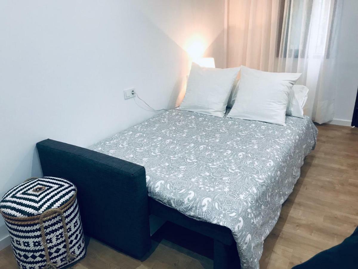 Estudio Califa Parking Free Kordoba Bagian luar foto